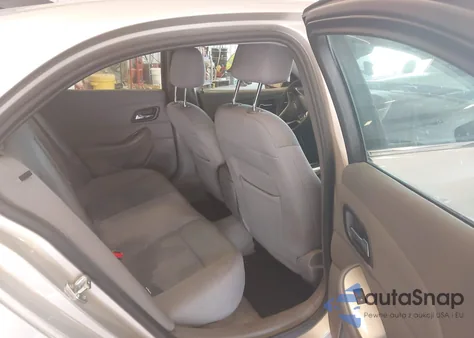 2015 Chevrolet Malibu Ls z USA, uszkodzony, nr VIN 1G11B5SL0FF227688